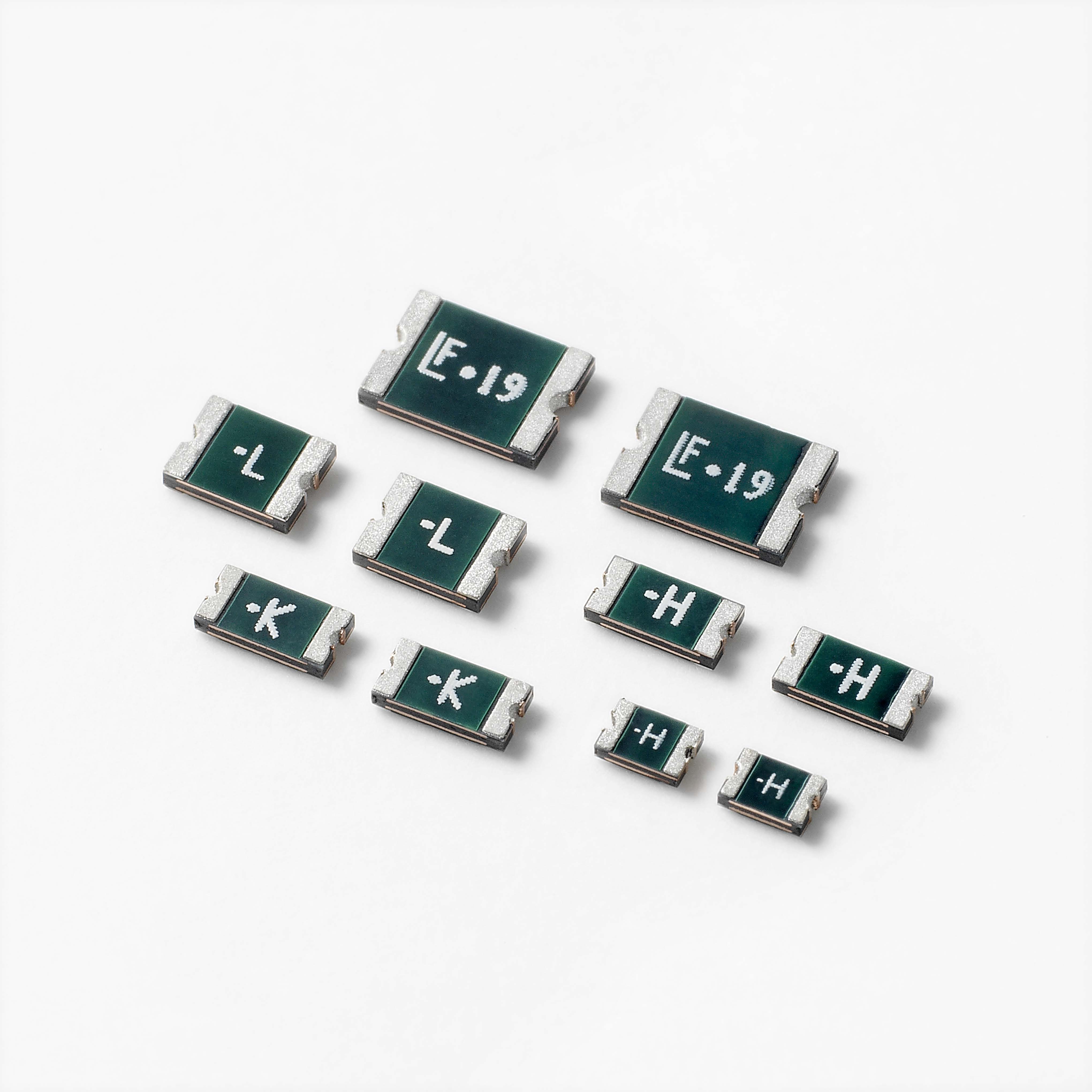 Smd. Резистор 01a SMD. Резистор зеленый корпус СМД. Предохранитель r010 SMD. SMD предохранители Littelfuse 500ma.