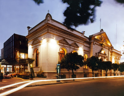 Museo+del+Automovilsimo-Fachada-Balcarce.jpg